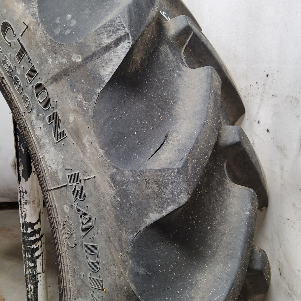 480/80R50 Goodyear Farm DT800 Super Traction R-1W 159B 90%