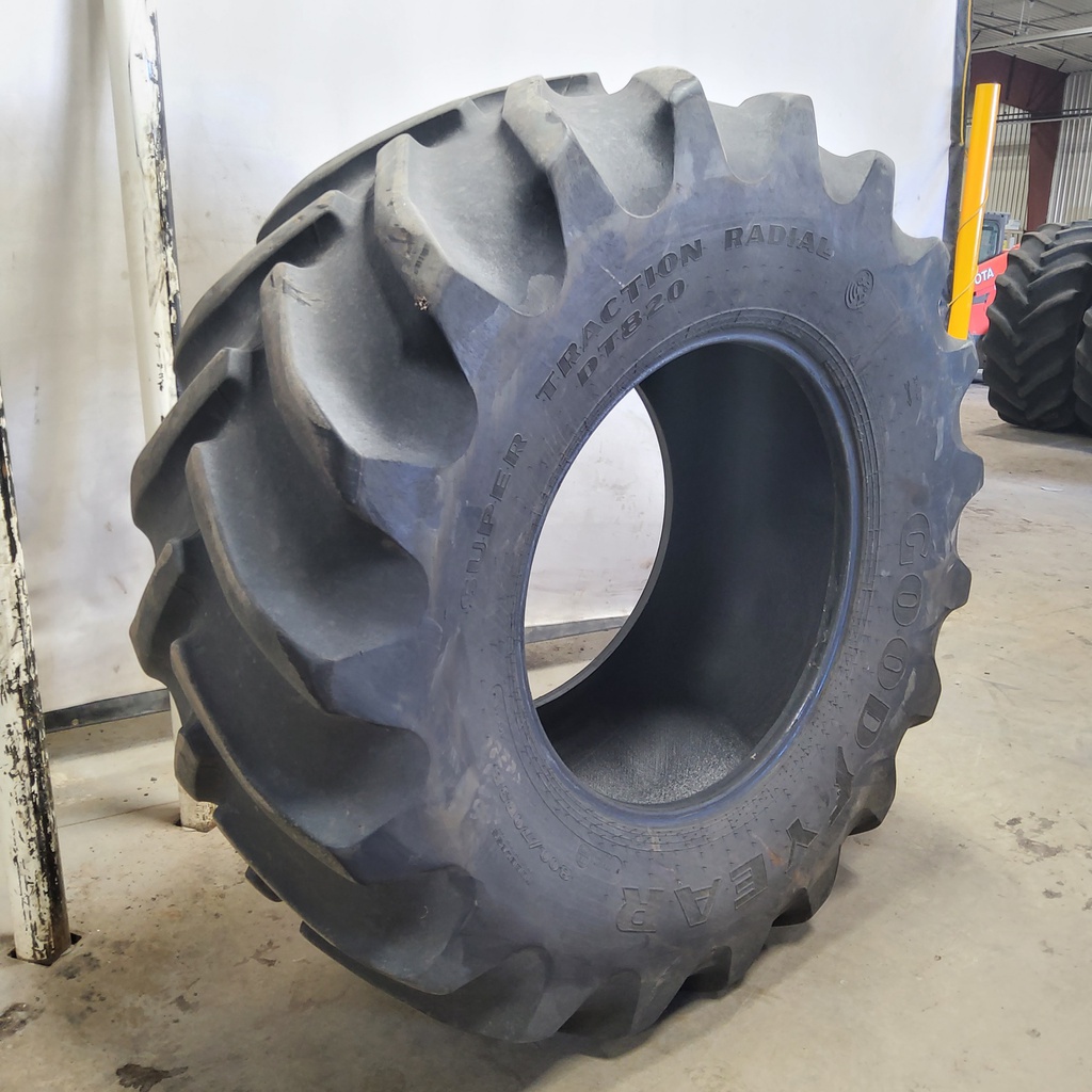 800/70R38 Goodyear Farm DT820 Super Traction R-1W 173B 65%