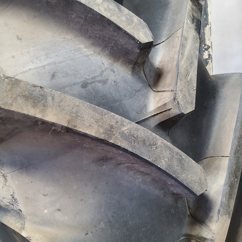 650/75R32 Michelin XM28 R-1W 156B 99%