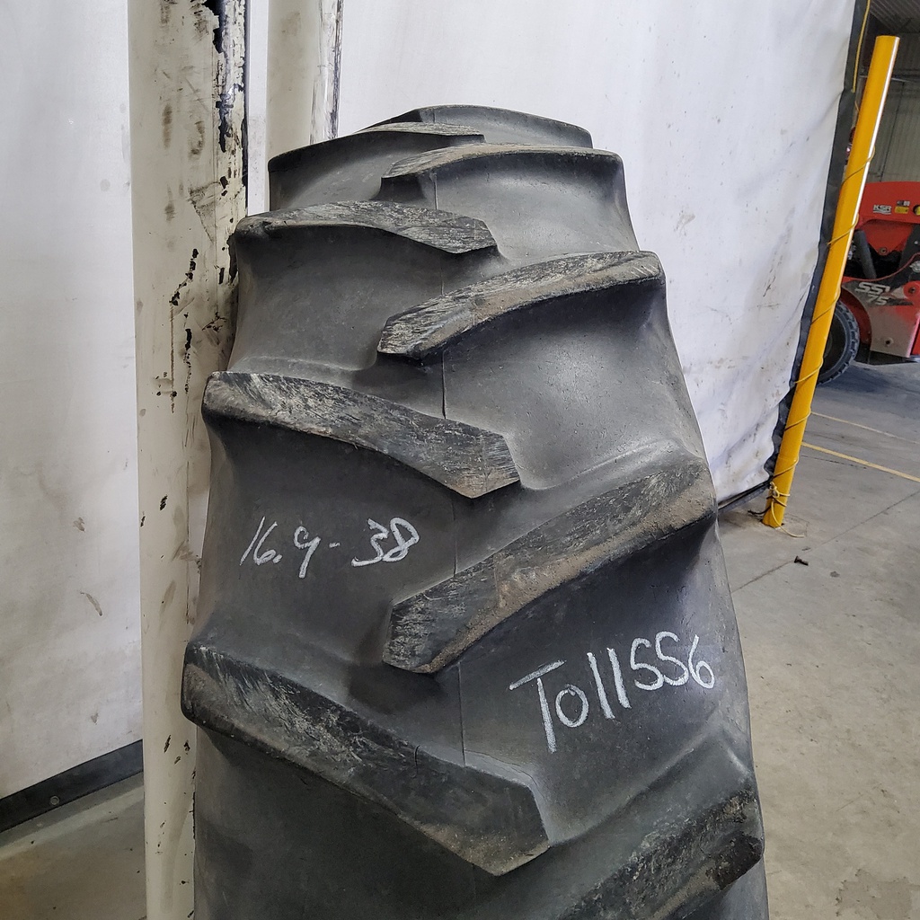 16.9/-38 Firestone Traction Field & Road R-1 , C (6 Ply) 50%