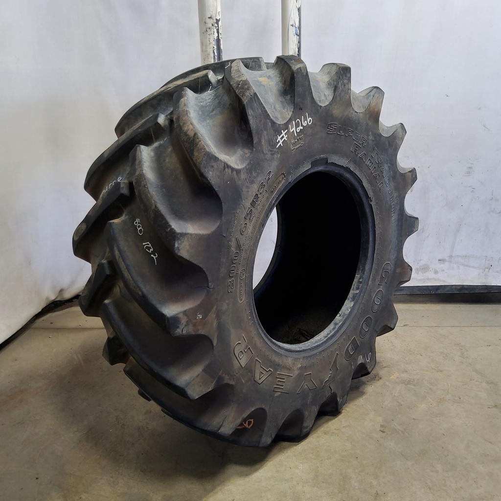 800/65R32 Goodyear Farm Super Traction Radial R-1W 172B 90%