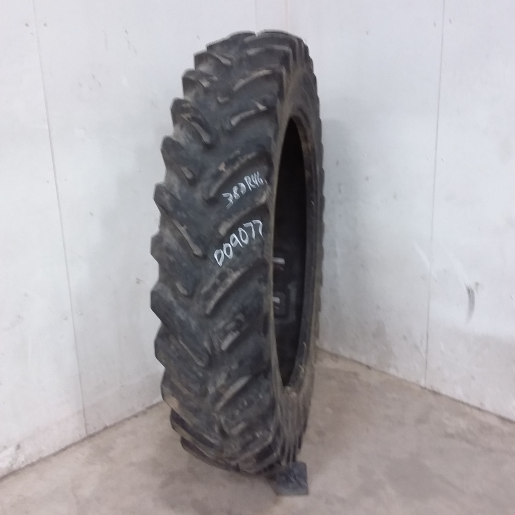 380/90R46 Titan Farm Hi Traction Lug Radial R-1 156A8 60%