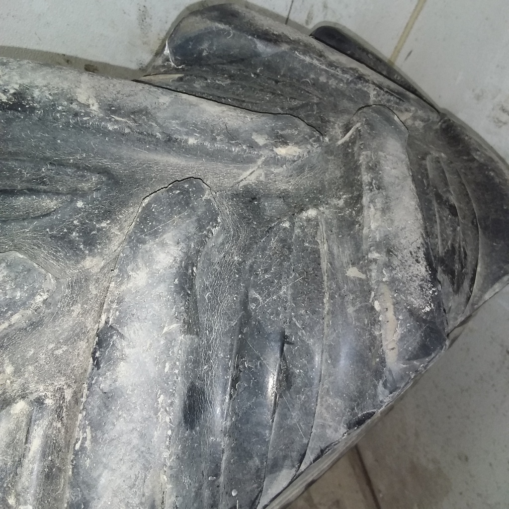 12.4/R24 BF Goodrich Power Radial 80 R-1 119A8 35%