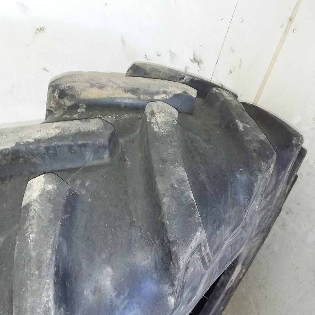 380/85R24 Mitas AC85 Radial R-1W 131A8 75%