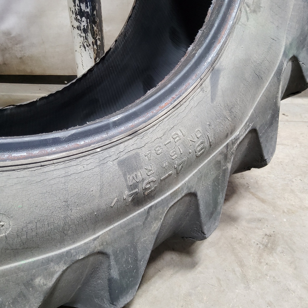 18.4/-34 Summit Rear Farm R-1 , C (6 Ply)