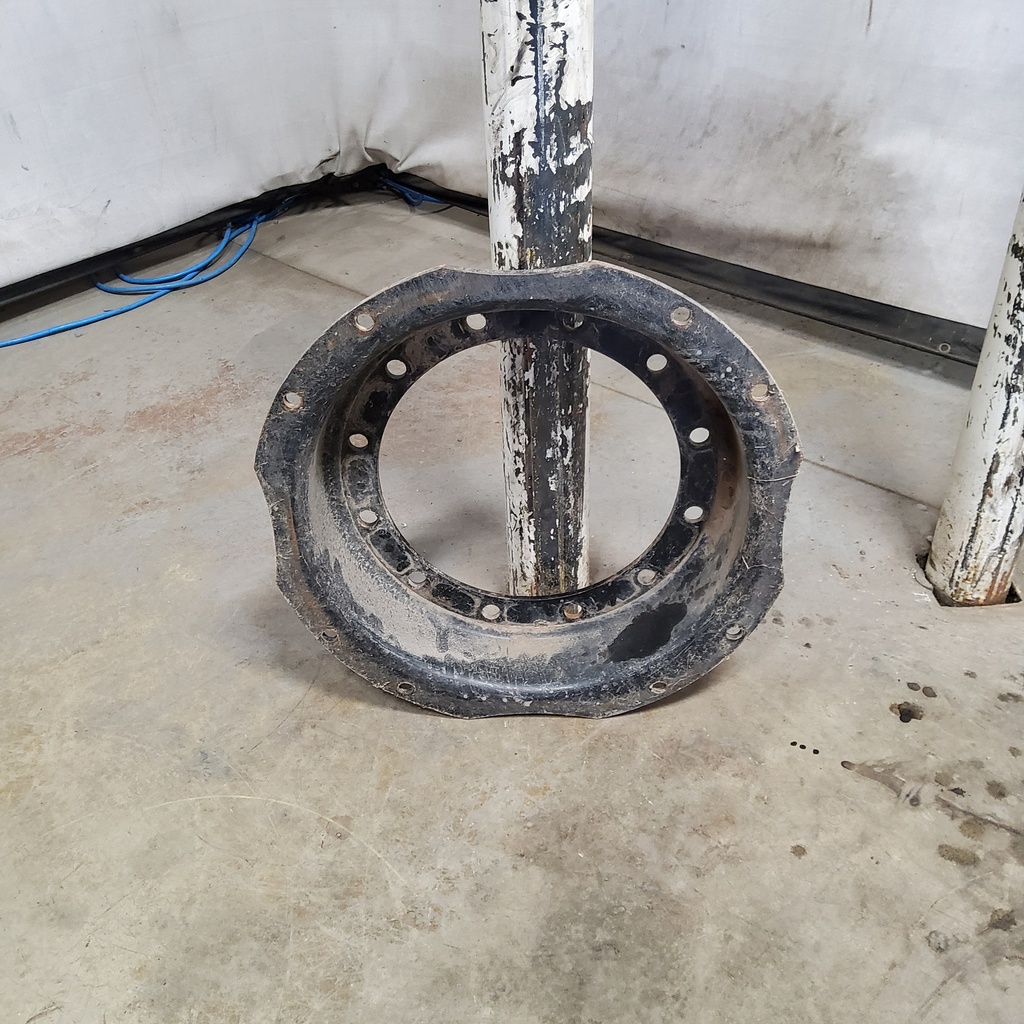 12-Hole Waffle Wheel (Groups of 2 bolts) Center for 28"-30" Rim, Black