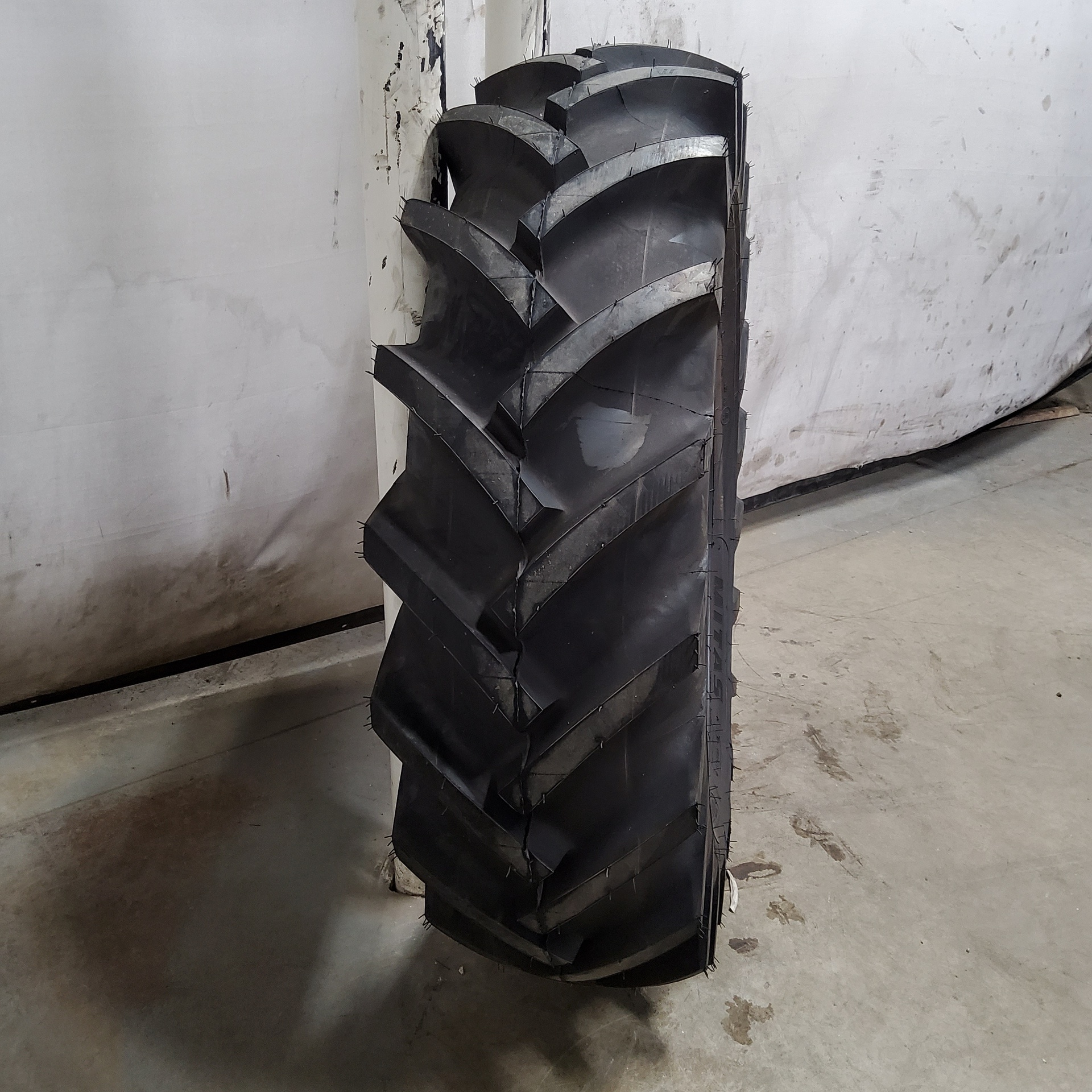 New 16.9/30 Mitas TD13 Drive R1 Agricultural Tires for Sales NTS