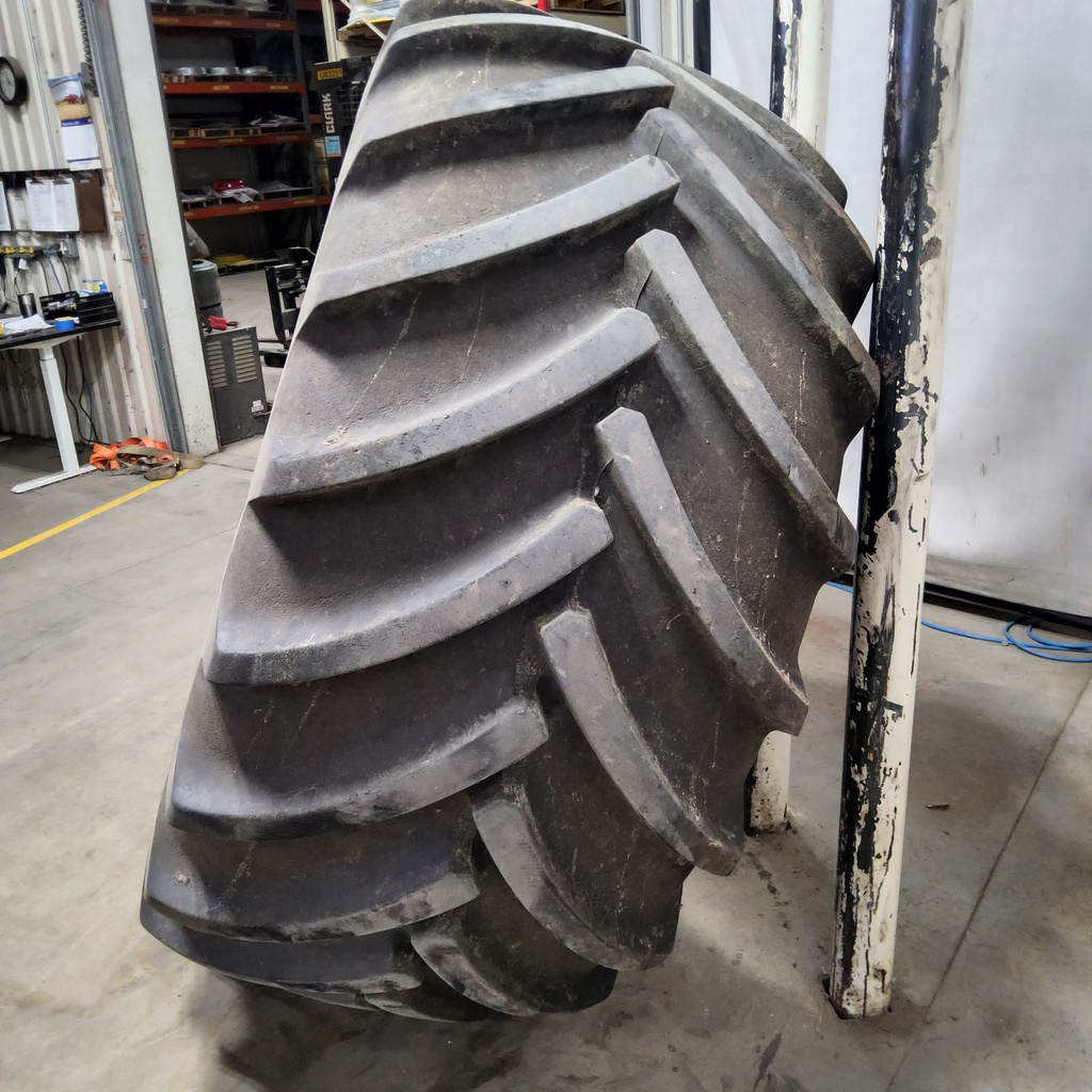 900/60R32 Continental Super Volume SVT R-1W 176A8 85%