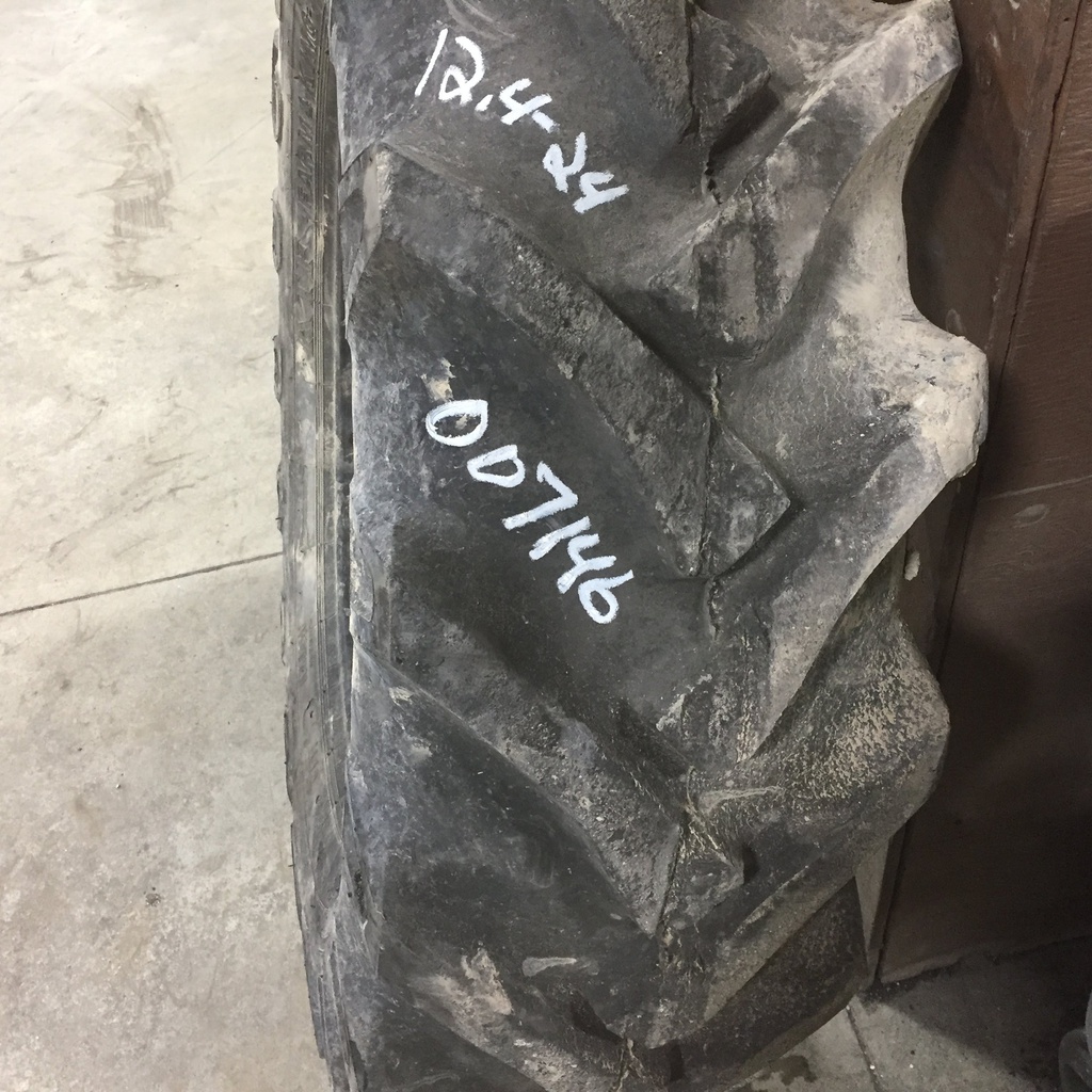 12.4/-24 Farm King (ATF) Tractor Rear (1900) R-1 116 A8, C (6 Ply) 95%