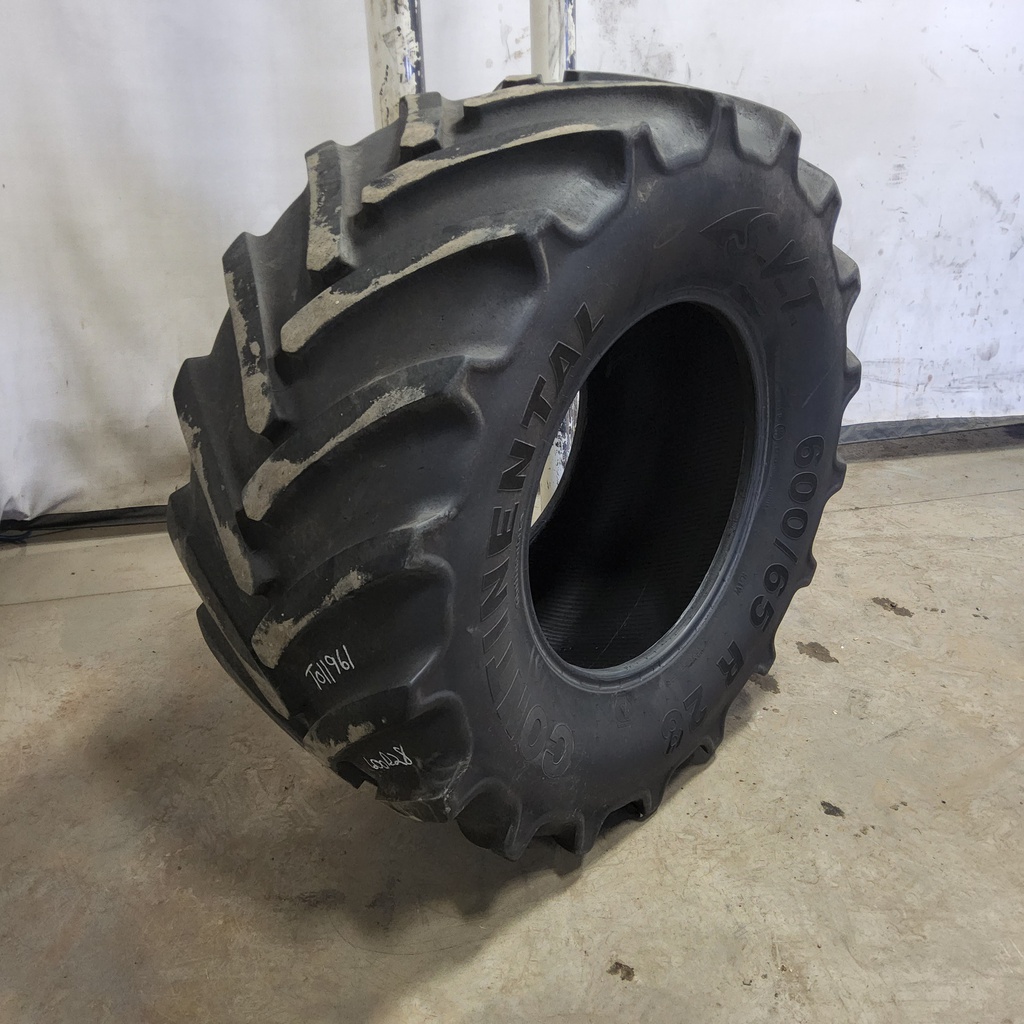 600/65R28 Continental AC65 Contract R-1W 168A8 45%