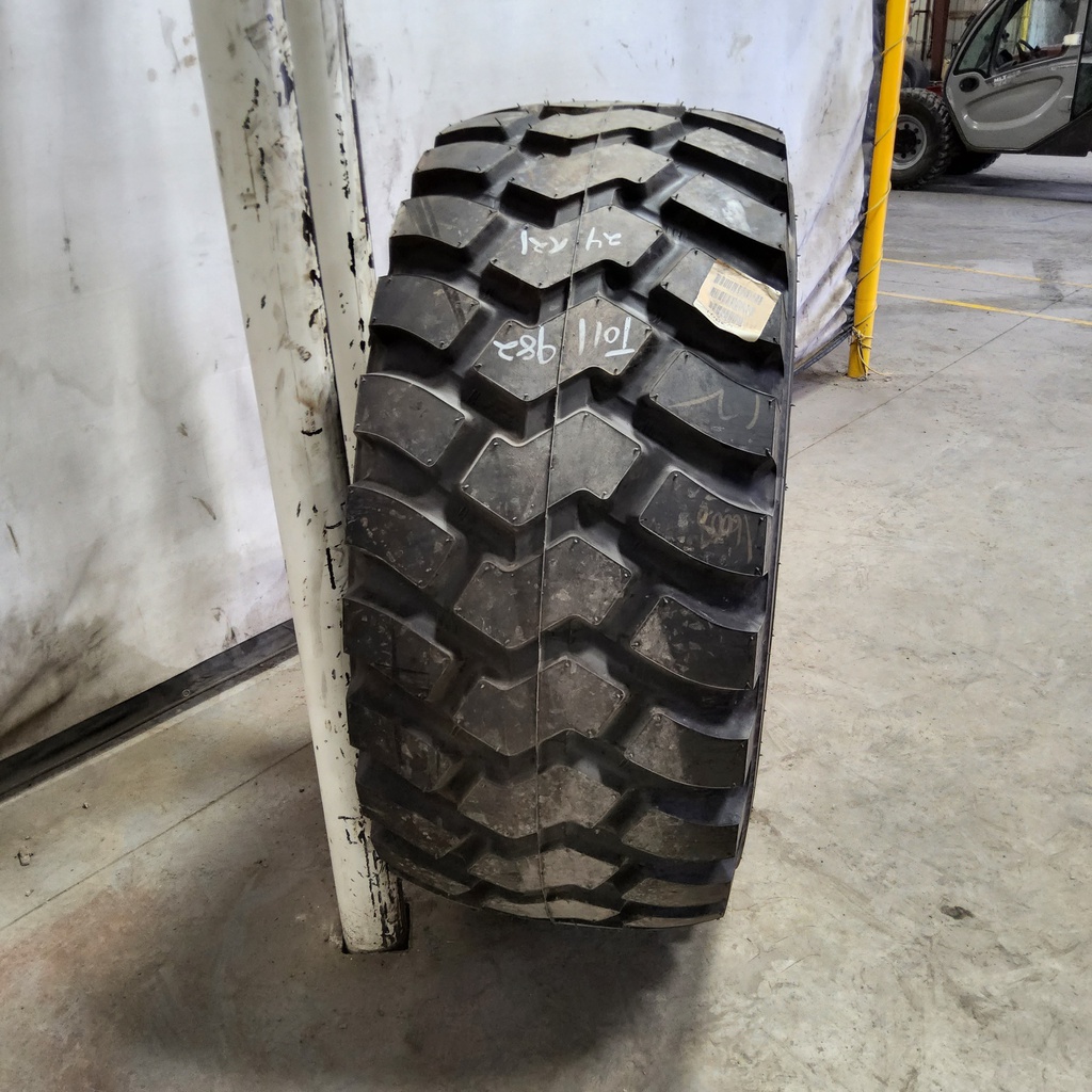 24/R21 Bridgestone VGT V-Steel G-Traction E-2 1* 99%