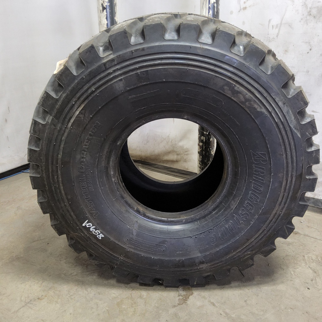 24/R21 Bridgestone VGT V-Steel G-Traction E-2 1* 99%