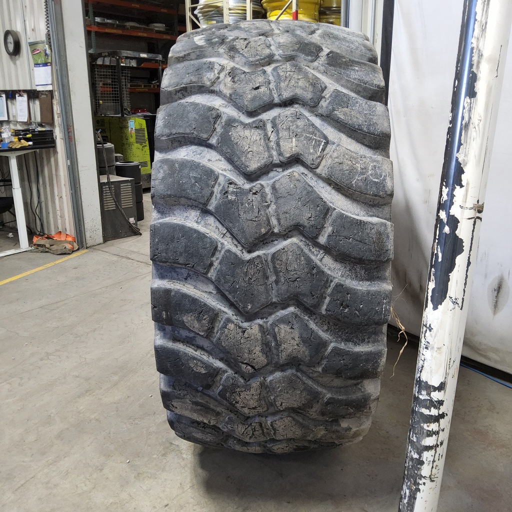 29.5/R25 Magna MA02 E-3/L-3 2* 65%