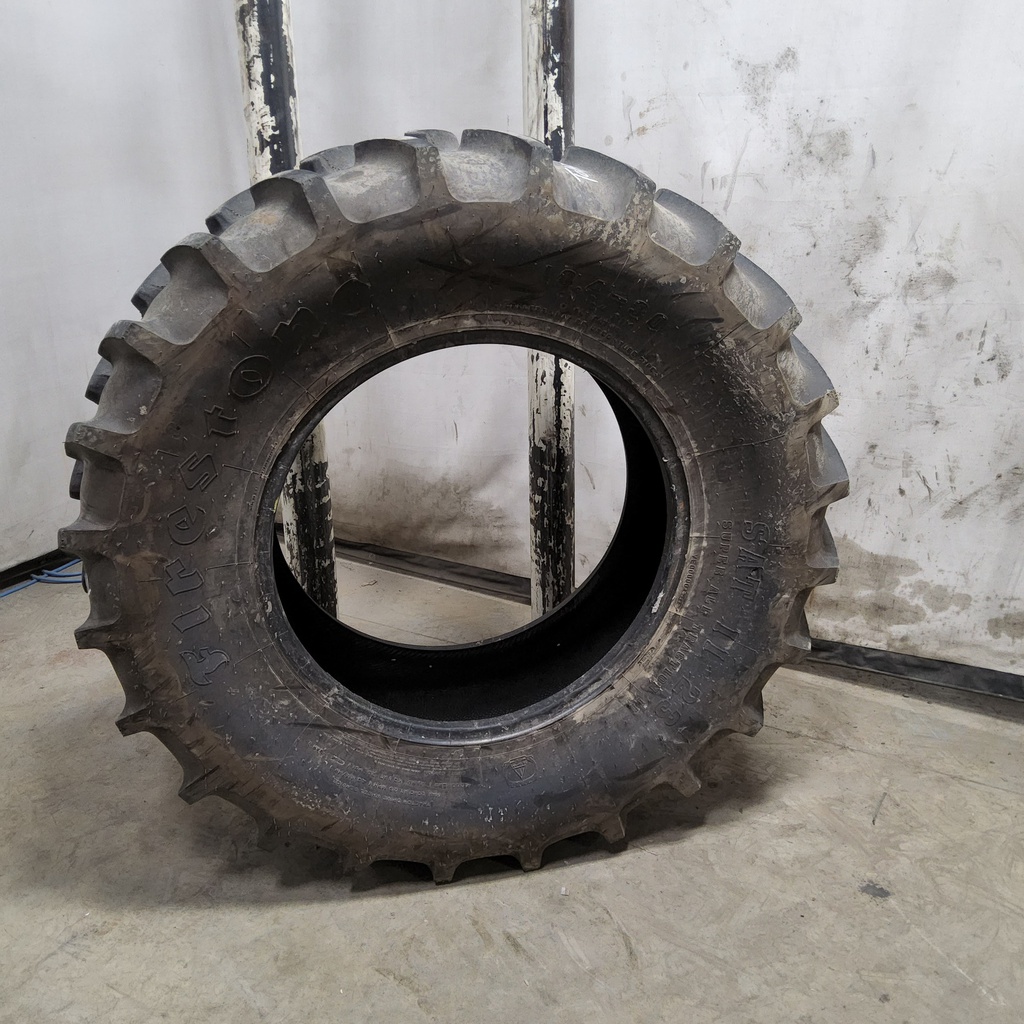 18.4/-30 Firestone Super All Traction II 23 R-1 , D (8 Ply) 95%