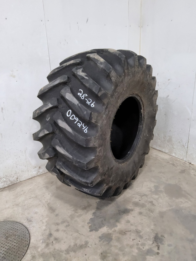 28/L-26 Firestone Super All Traction 23 R-1 , F (12 Ply) 95%