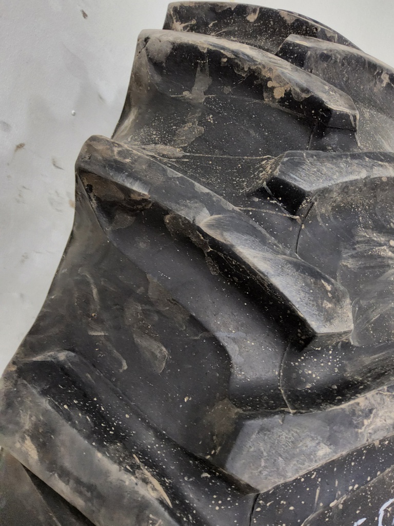 15.5/-38 Firestone Deep Tread , C (6 Ply)