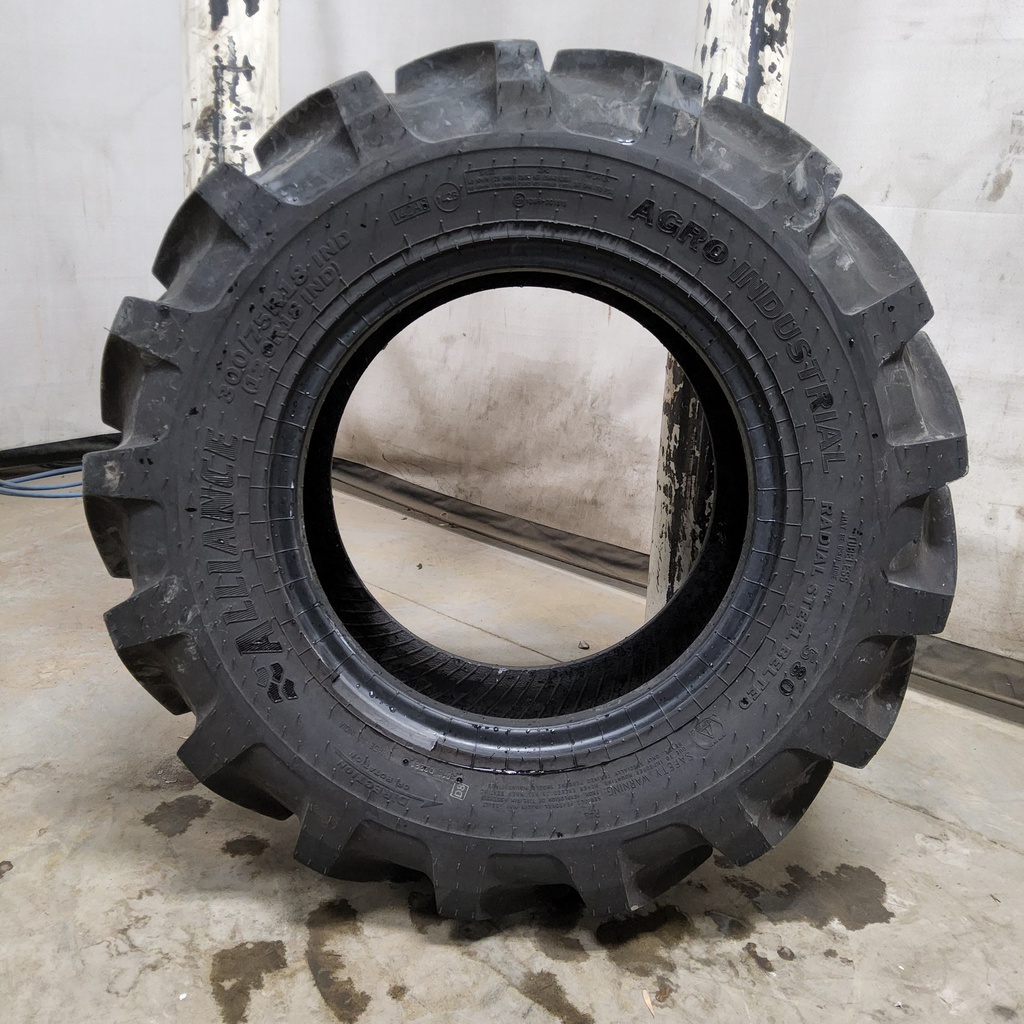 300/75R18 Alliance 580 Industrial Radial R-4 142B 99%