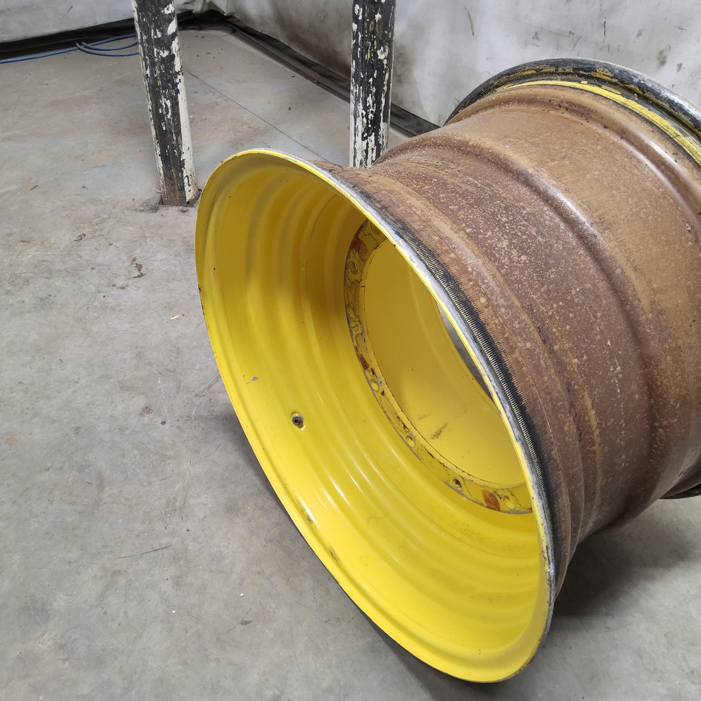 20"W x 30"D, John Deere Yellow Formed Plate