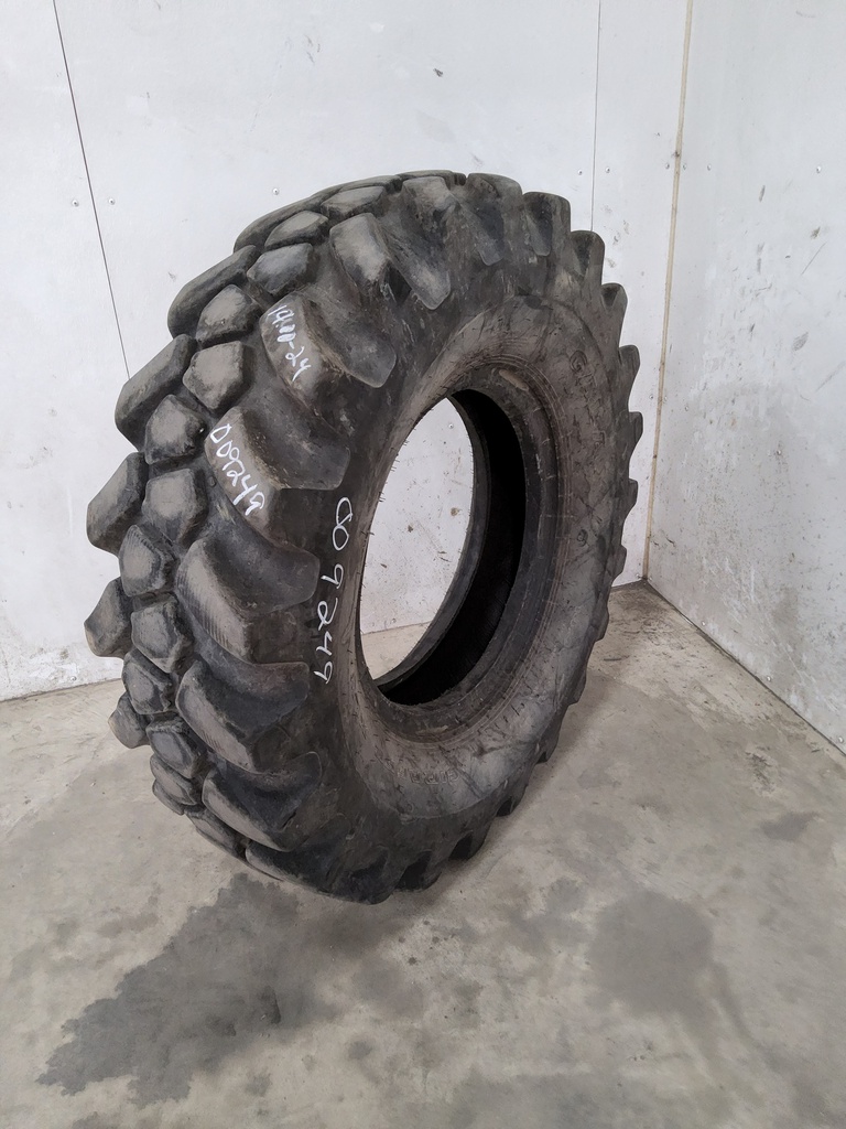 14.00/-24 Galaxy Giraffe XLW L-2 , H (16 Ply) 99%