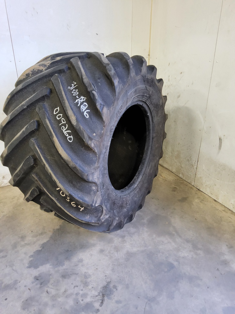 54/31.00-26 Goodyear Farm Super Terra Grip HF-2 157B, H (16 Ply) 80%