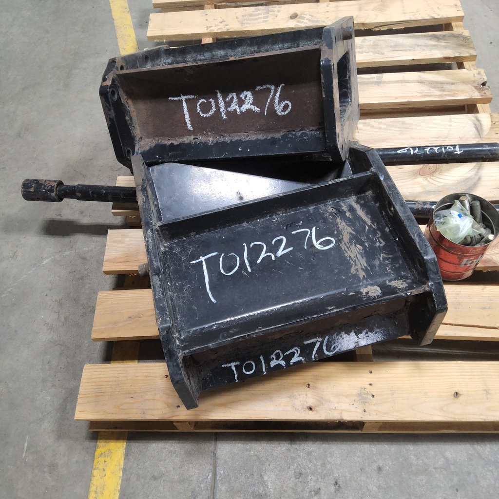 21.5"L Combine Frame Extension, w/Shafts, Hdw & Truss Rod, Case-IH Combine 8010*/7230*/7240*/8120/8230/8240/9120/9230/9240/New Holland ("G" Planetary 22/22 spline drive shafts), Black