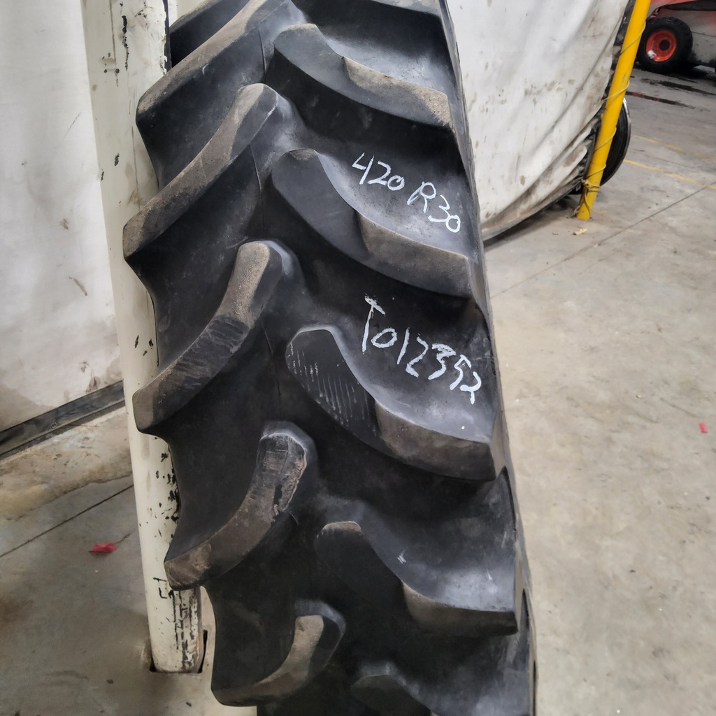 420/90R30 Firestone Radial All Traction DT R-1W 145B