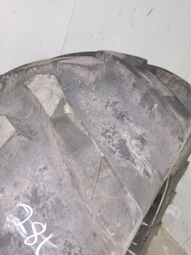 28/L-26 Goodyear Farm Logger Lug III LS-2 , L (20 Ply)