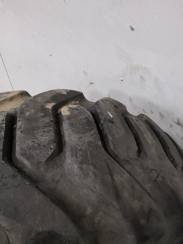 20.5/-25 Goodyear Farm SGL D/L-2A E-3/L-3 , F (12 Ply) 75%