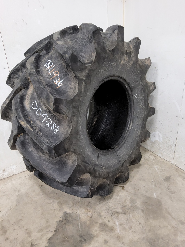 28/L-26 Firestone Champion Spade Grip R-2 , F (12 Ply) 60%