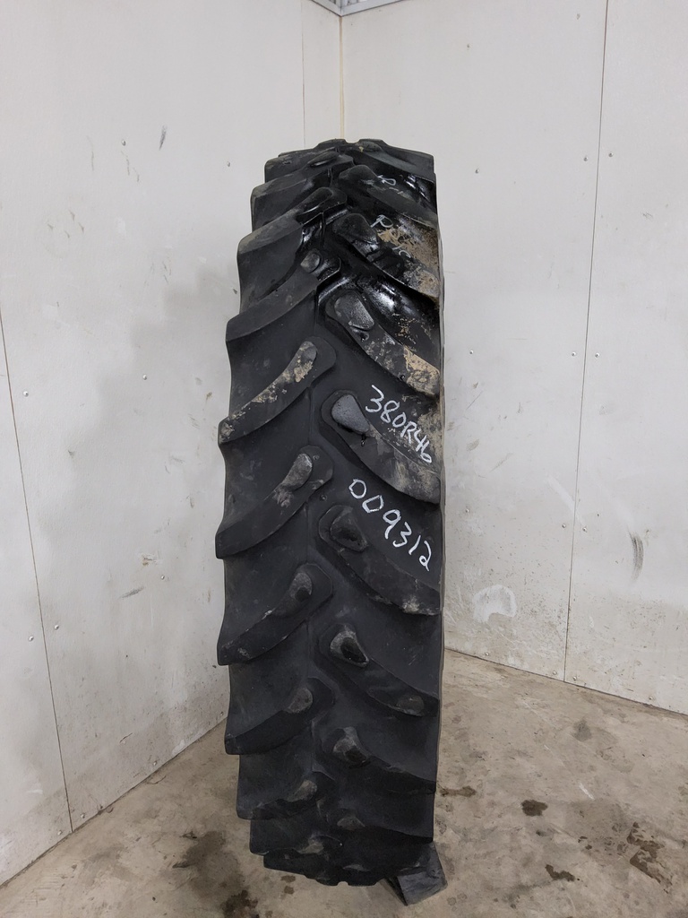 380/90R46 Firestone Radial 9000 R-1W 152B 40%