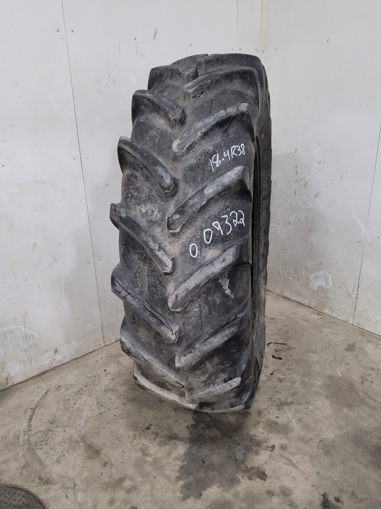 18.4/R38 Michelin AgriBib R-1W 143B 70%