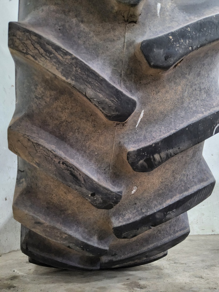 520/85R38 Firestone Radial All Traction 23 R-1 155B 85%