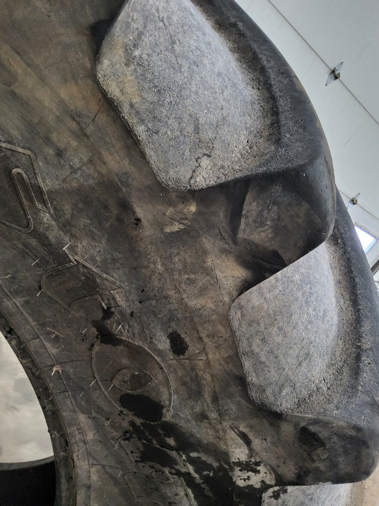 710/70R42 Firestone Maxi Traction R-1W 168D 75%