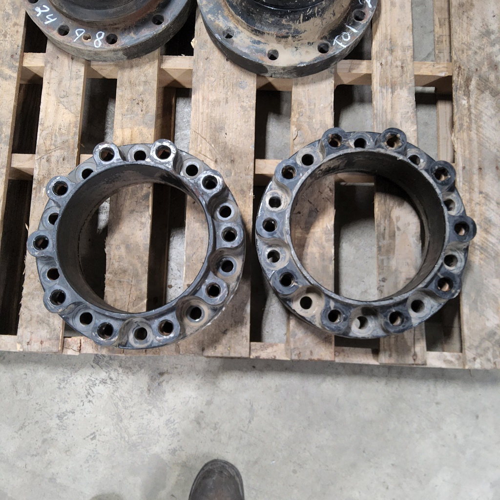 10-Hole 5"L Hub Extension, Black