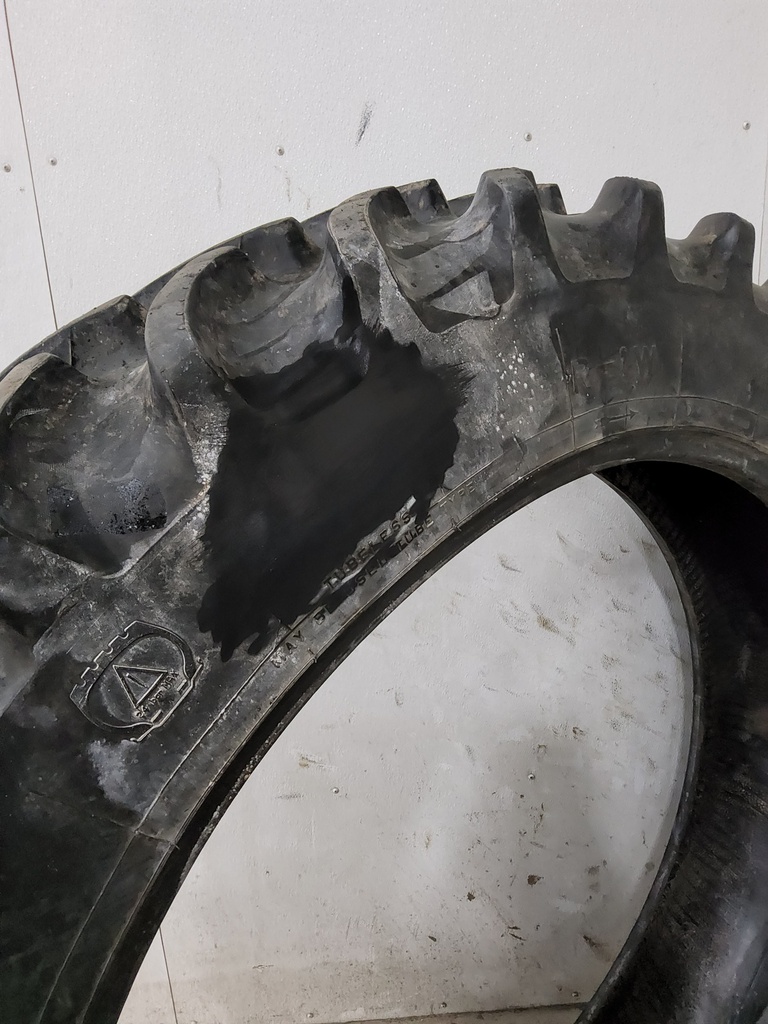 320/90R46 Firestone Radial 9000 R-1W 148B 99%