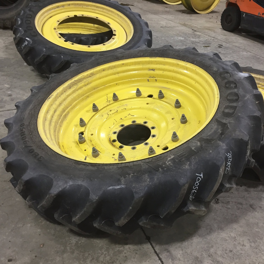 380/90R50 Goodyear Farm DT800 Optitrac R-1W 151 B 70%