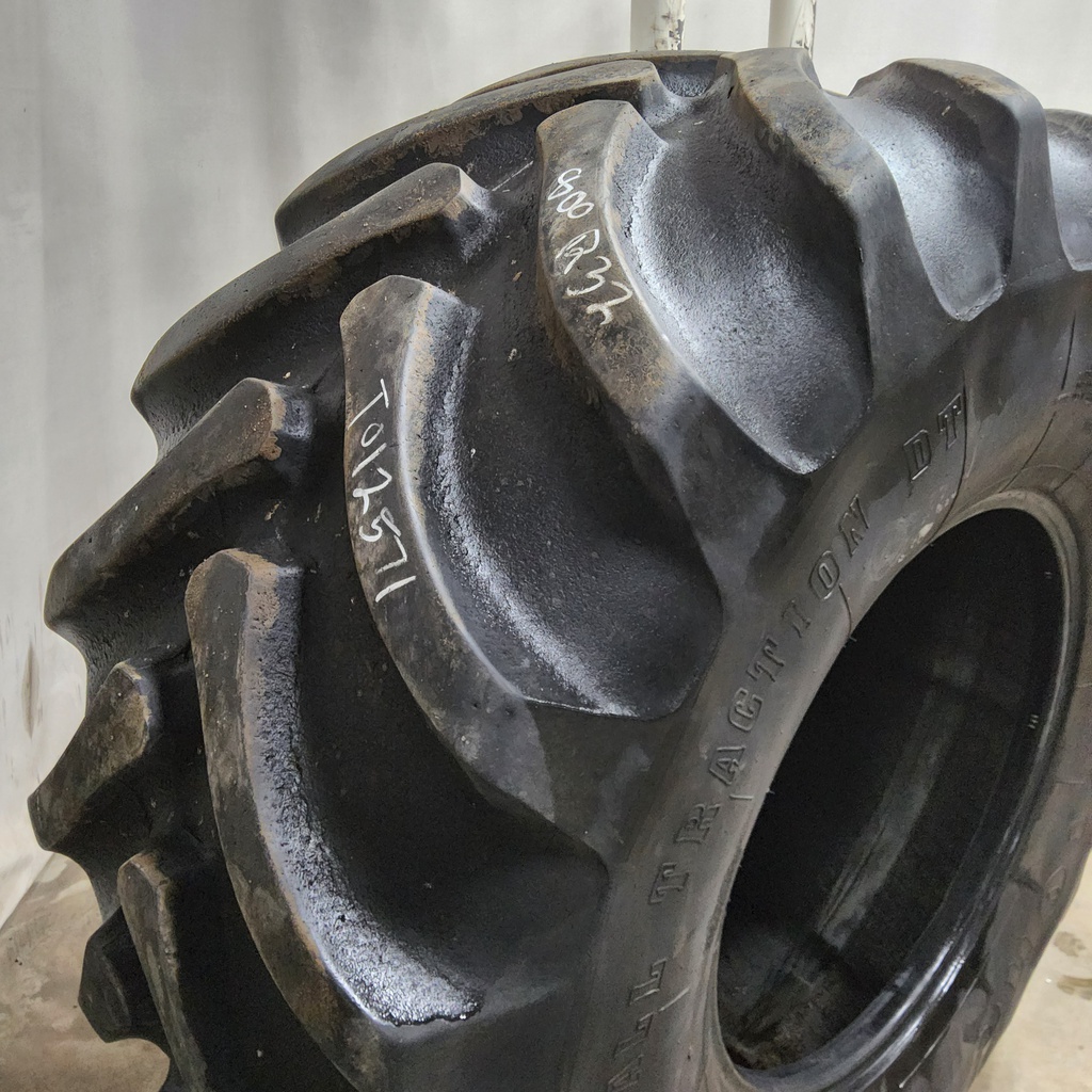 800/65R32 Firestone Radial All Traction DT R-1W 172A8 85%