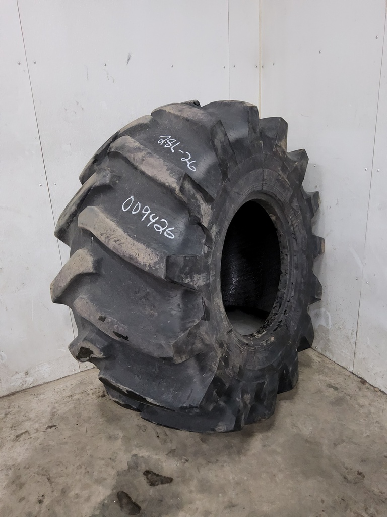 28/L-26 Nokian Forest King TRS LS-2 173A6, O (26 Ply) 75%