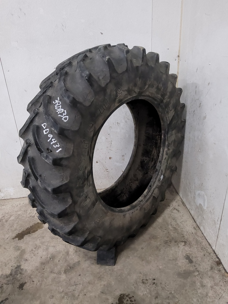 380/85R30 Firestone Radial All Traction FWD R-1 135B 70%