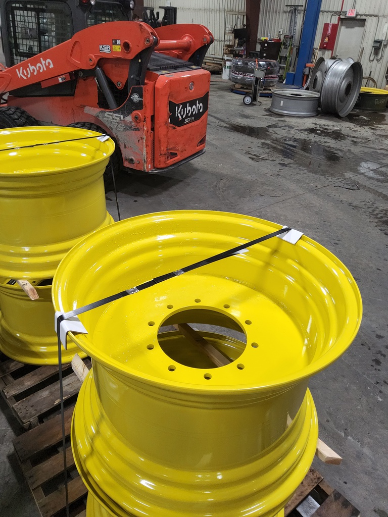 20"W x 30"D, John Deere Yellow 10-Hole Flat Plate Sprayer