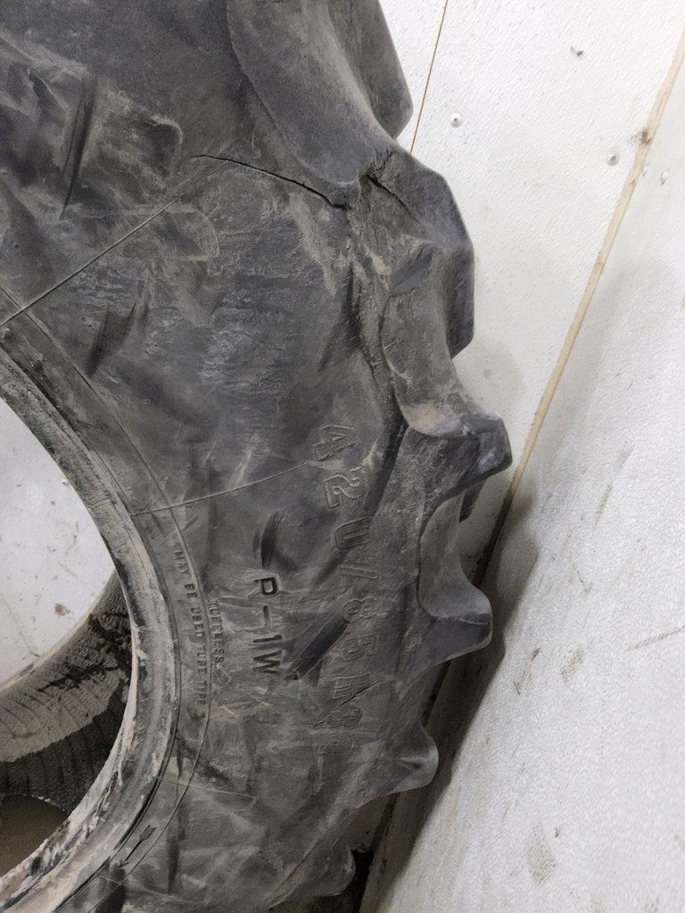 420/85R34 Firestone Radial All Traction DT R-1W 147B 70%
