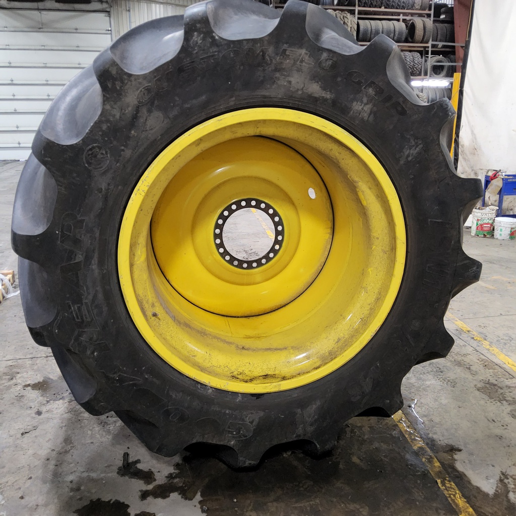 LSW 1250/35R46 Goodyear Farm Custom Flo Grip R-2 on John Deere Yellow 20-Hole Formed Plate 85%