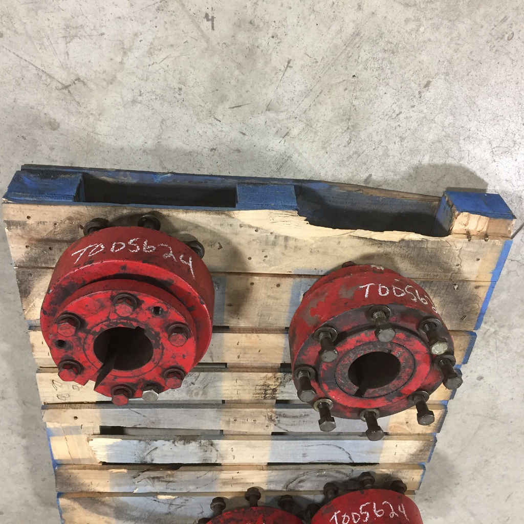 8-Hole Wedg-Lok OE Style, 4" (101.6mm) axle, Red