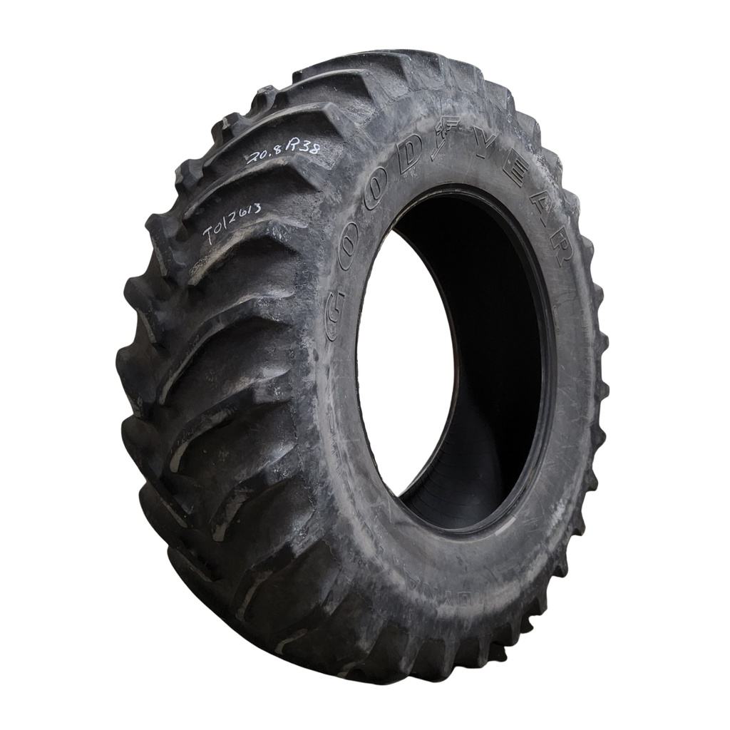 20.8/R38 Goodyear Farm Dyna Torque Radial R-1 147B 70%