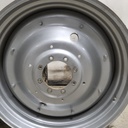 8-Hole Stub Disc Center for 42" Rim, Case IH Silver Mist