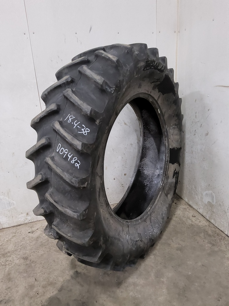 18.4/-38 Firestone Super All Traction II 23 R-1 , D (8 Ply) 75%