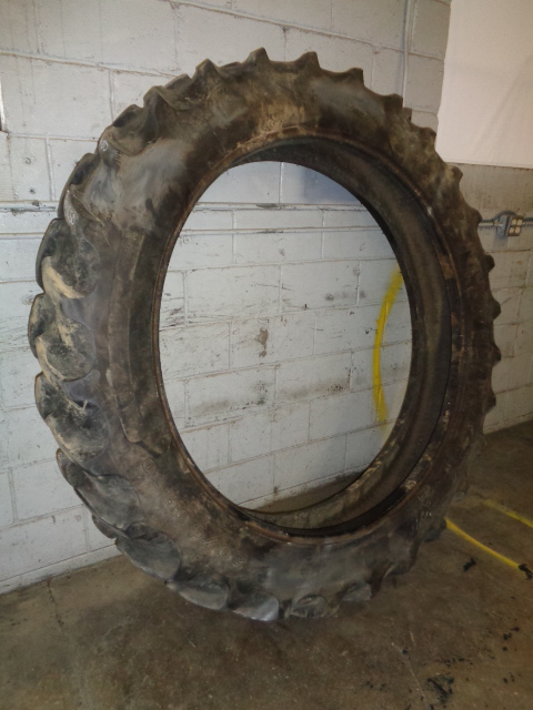 320/90R50 Goodyear Farm DT800 Optitrac R-1W 161 B 65%