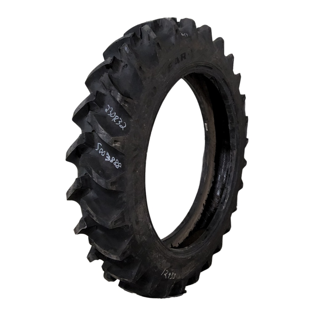 230/95R32 Goodyear Farm DT900 Radial R-1W 140A8 99%