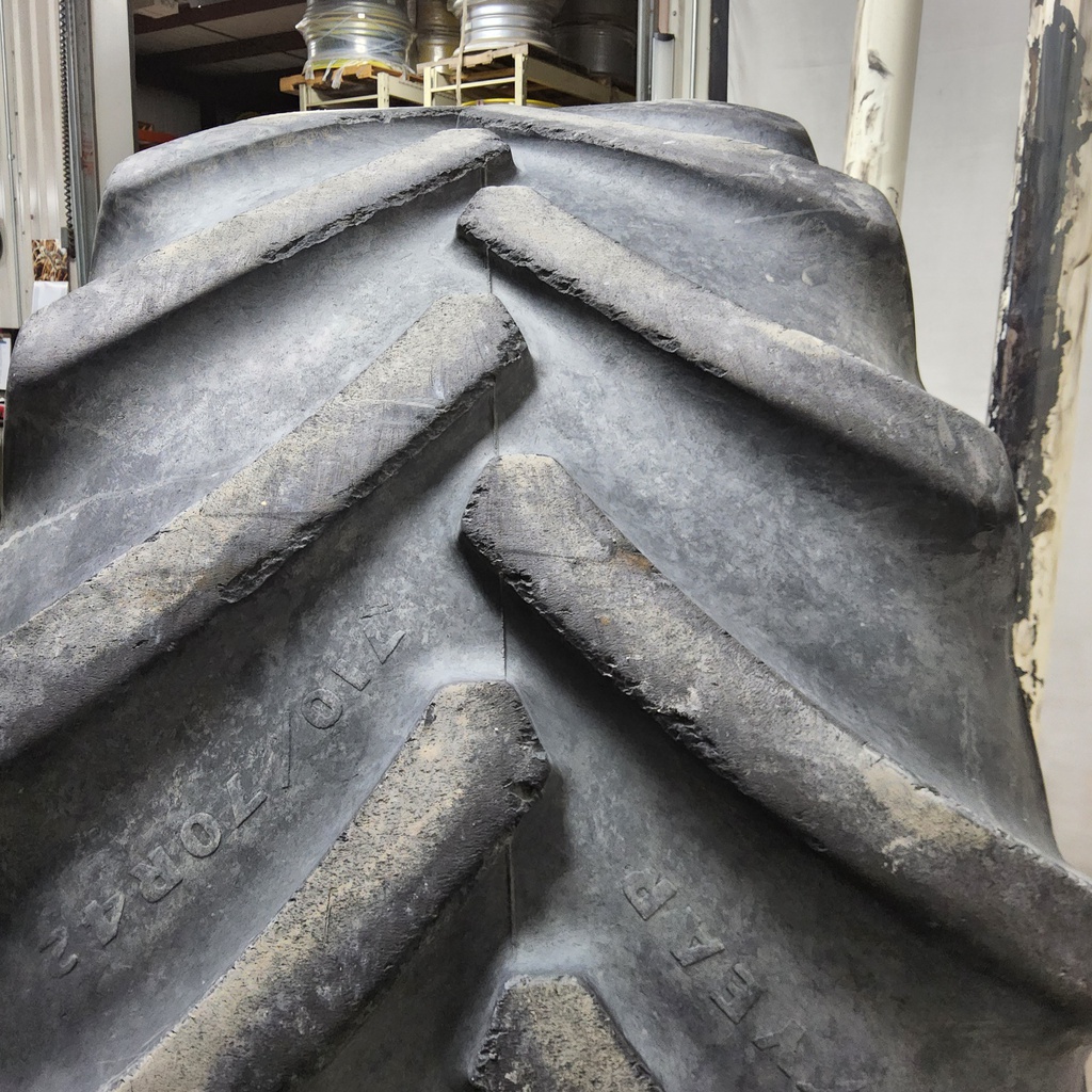 710/70R42 Goodyear Farm DT824 Optitrac R-1W 173B 40%