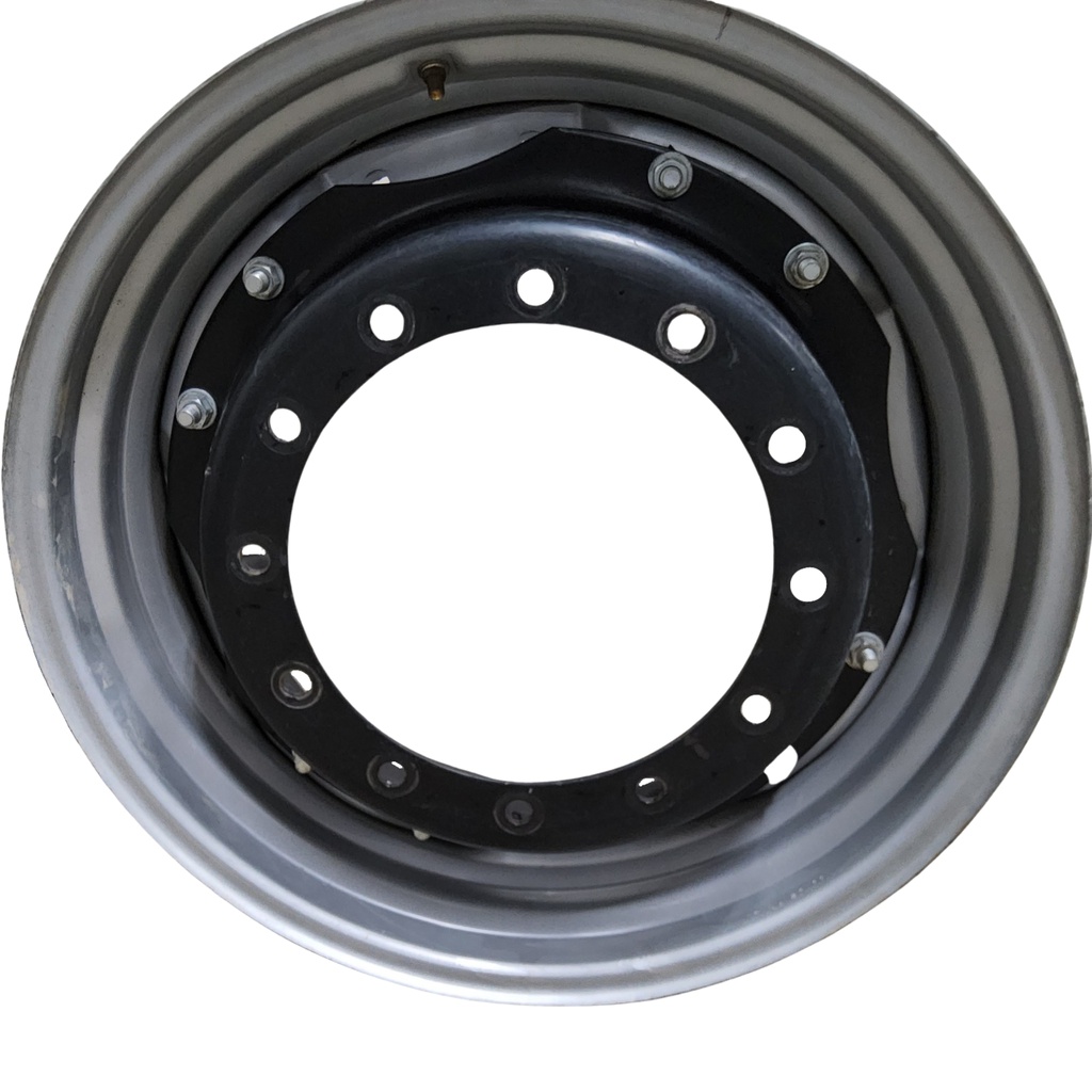12-Hole Waffle Wheel (Groups of 2 bolts) Center for 28"-30" Rim, Black